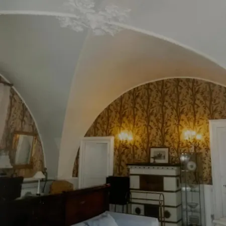 Chateau De Saint-Agoulin