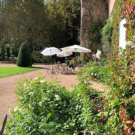 Chateau De 3* Saint-Agoulin